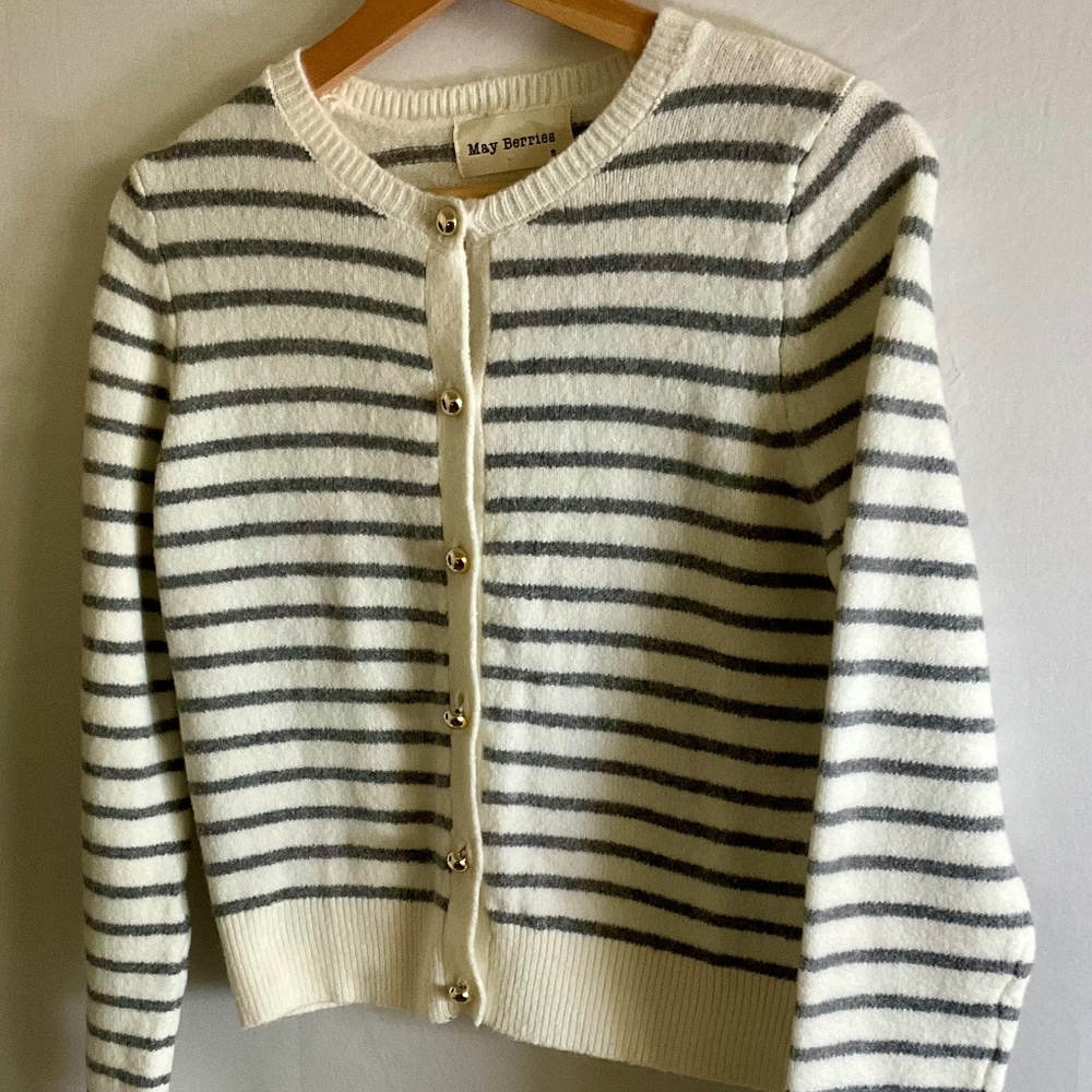 MAY BERRIES WOMENS CARDIGAN SWEATER~SIZE SMALL